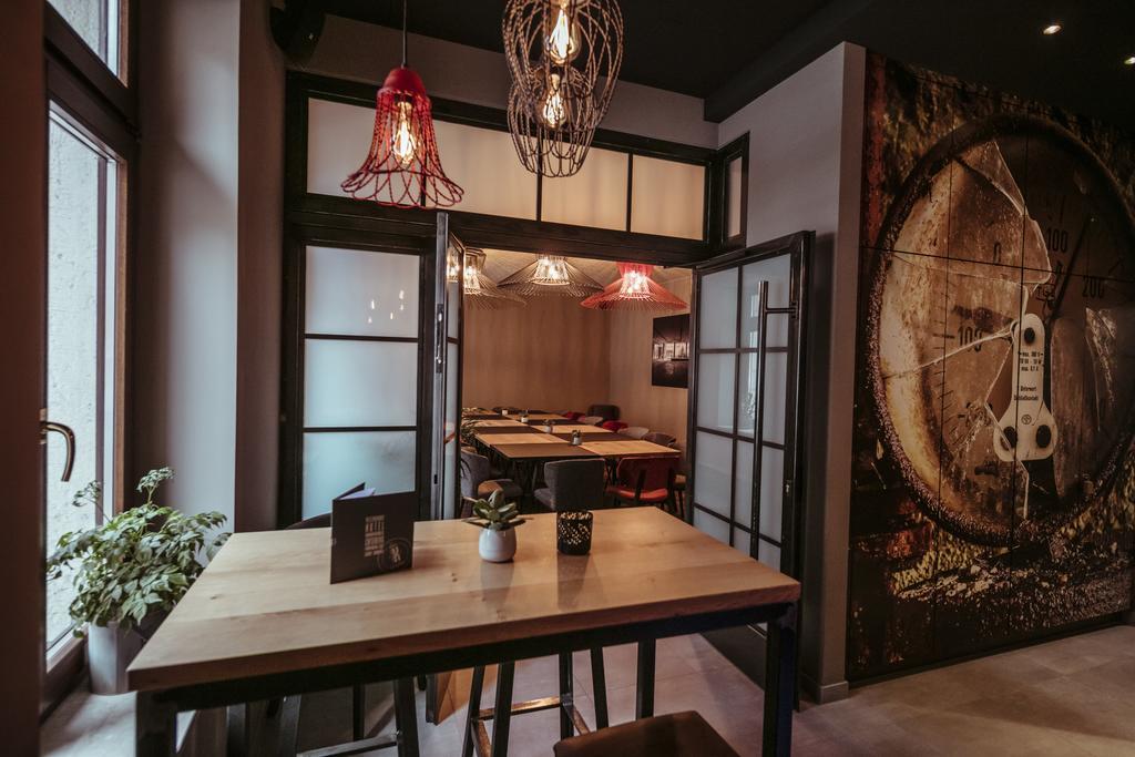 Alexxanders Hotel & Boardinghouse, Restaurant Chemnitz Dış mekan fotoğraf