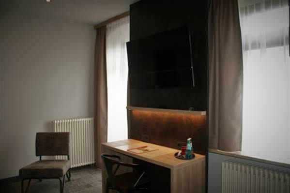 Alexxanders Hotel & Boardinghouse, Restaurant Chemnitz Dış mekan fotoğraf